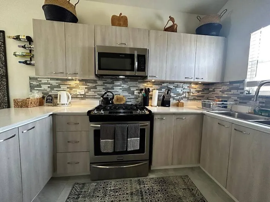Chic Home Near Puerto Seco In Discovery Bay Holiday home