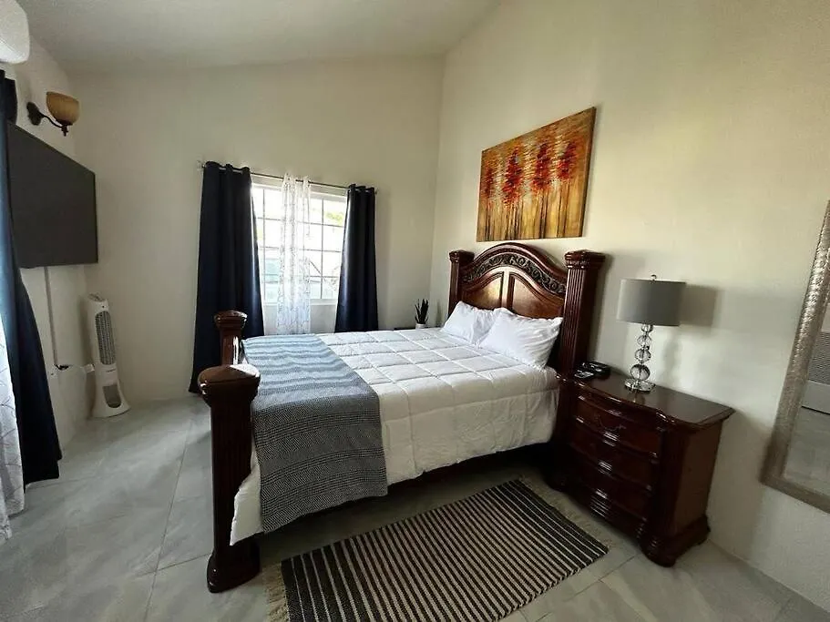 Chic Home Near Puerto Seco In Discovery Bay